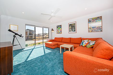 Property photo of 42 Cazneaux Crescent Weston ACT 2611