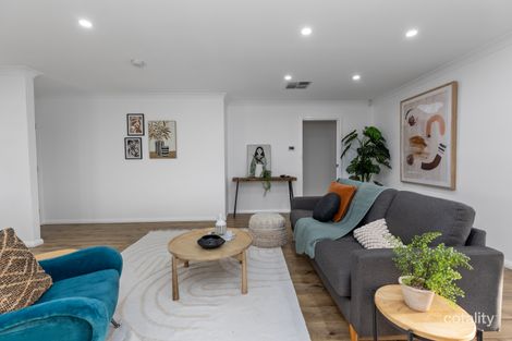 Property photo of 6 Chisholm Place Lloyd NSW 2650