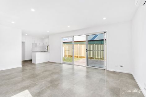 Property photo of 1B Fraser Crescent Albion Park NSW 2527