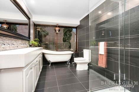 Property photo of 216 Progress Road Eltham North VIC 3095