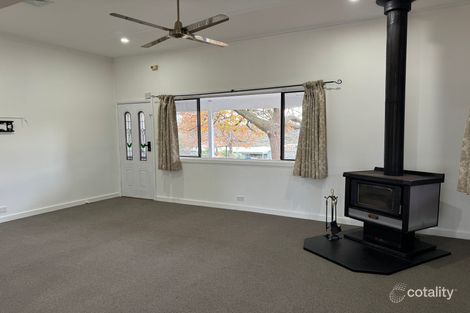 Property photo of 5 Sunnyside Crescent Wattle Glen VIC 3096