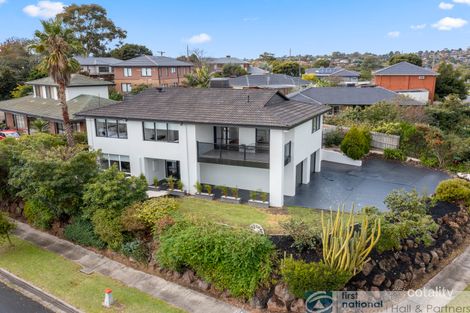 Property photo of 1 Regnans Avenue Endeavour Hills VIC 3802
