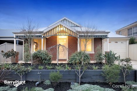 Property photo of 4 Roanoke Green Craigieburn VIC 3064