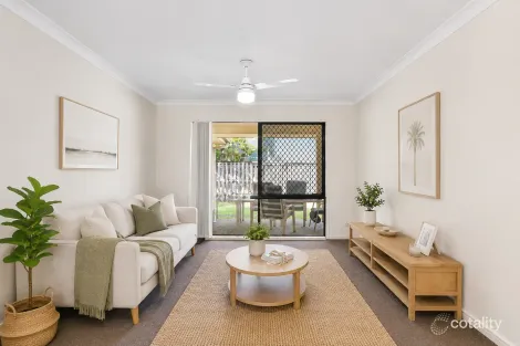 Property photo of 4 Angourie Crescent Pacific Pines QLD 4211
