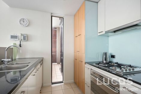 Property photo of 1706/20 Rakaia Way Docklands VIC 3008