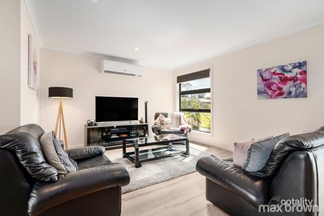 Property photo of 5 Camden Drive Chirnside Park VIC 3116