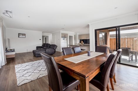 Property photo of 109 Moxham Drive Clyde North VIC 3978