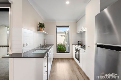 Property photo of 5 Camden Drive Chirnside Park VIC 3116