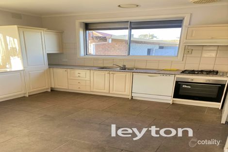 Property photo of 3 Elm Grove Springvale VIC 3171