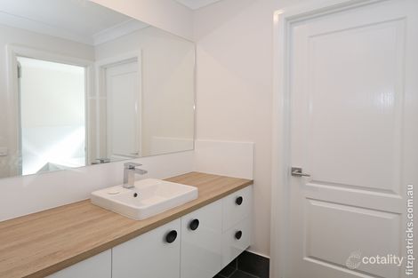 Property photo of 1/110 Brooklyn Drive Bourkelands NSW 2650