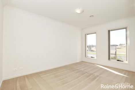 Property photo of 7 Bondi Parade Point Cook VIC 3030