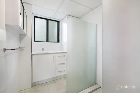 Property photo of 4/22 Markwell Avenue Surfers Paradise QLD 4217