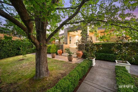 Property photo of 18 Scarborough Street Red Hill ACT 2603