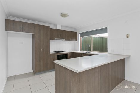 Property photo of 4 Oakham Glade Derrimut VIC 3026