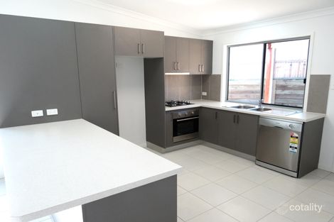 Property photo of 1/8 Hillcrest Street Emerald QLD 4720