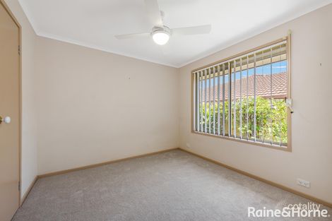 98 Kilmorey St, Carindale, QLD 4152