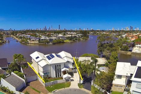 Property photo of 19 Cedar Place Broadbeach Waters QLD 4218