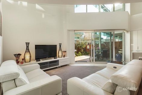 Property photo of 5/15 Beach Road Hampton VIC 3188