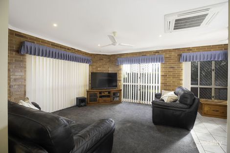 Property photo of 1 Sam Bezzina Drive Beaconsfield QLD 4740