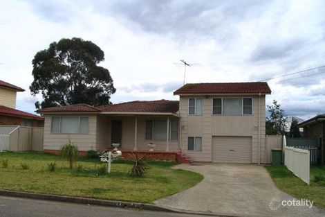 34 Denzil Ave, St Clair, NSW 2759
