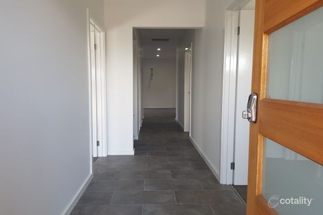 Property photo of 1/3 Pinrush Road Brookfield VIC 3338