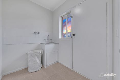 Property photo of 2/39 Perrett Avenue St Albans VIC 3021