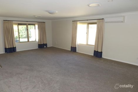 Property photo of 9 Lady Penrhyn Drive Eli Waters QLD 4655