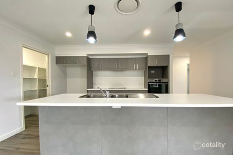 Property photo of 16 Brokenwood Avenue Cliftleigh NSW 2321
