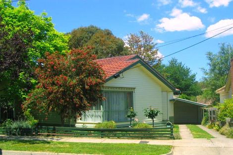 17 Roberts Ave, Box Hill South, VIC 3128