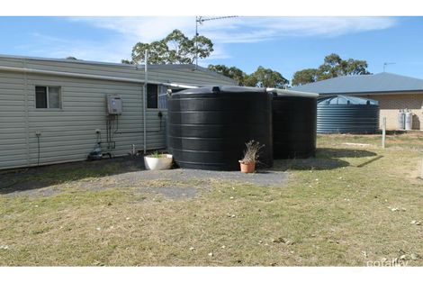 Property photo of 41 Allora Street Hendon QLD 4362