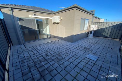 Property photo of 64 Springbank Road Wollert VIC 3750