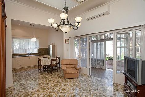 Property photo of 24 Urquhart Street Hawthorn VIC 3122