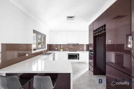 Property photo of 36 Wylde Crescent Abbotsbury NSW 2176