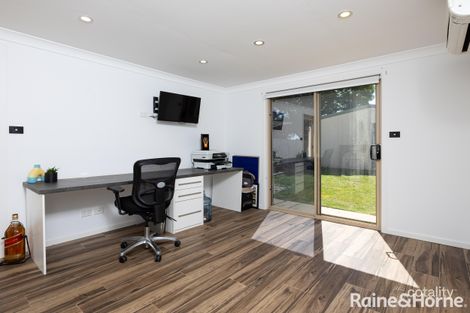 Property photo of 26 Overdale Drive Bourkelands NSW 2650