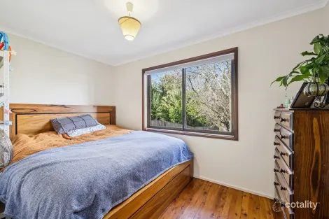 Property photo of 28 Cook Road Wentworth Falls NSW 2782