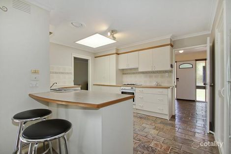 Property photo of 8 The Avenue Montrose VIC 3765