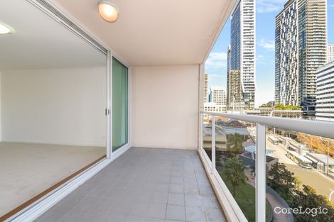 Property photo of 815/2A Help Street Chatswood NSW 2067