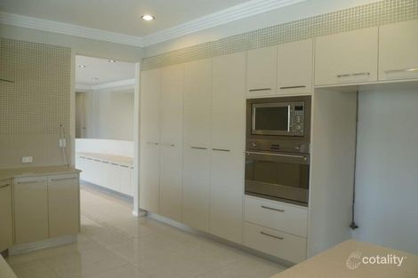 Property photo of 25 Mainroyal Court Cleveland QLD 4163