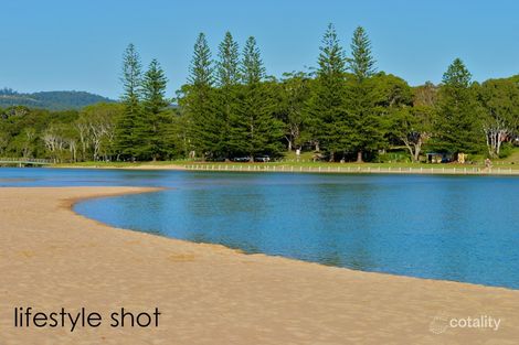 Property photo of 17 Tidal Crescent Moonee Beach NSW 2450