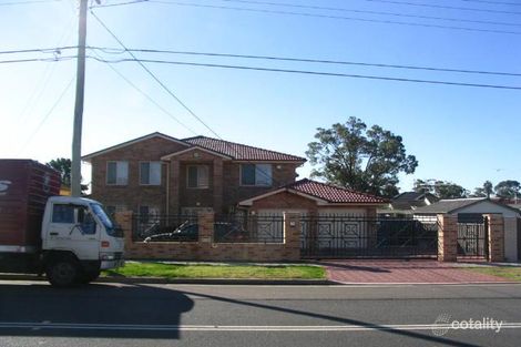 1 Ferngrove Rd, Canley Heights, NSW 2166