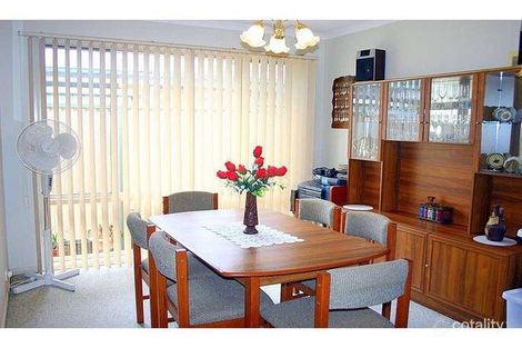Property photo of 91 Cams Boulevard Summerland Point NSW 2259