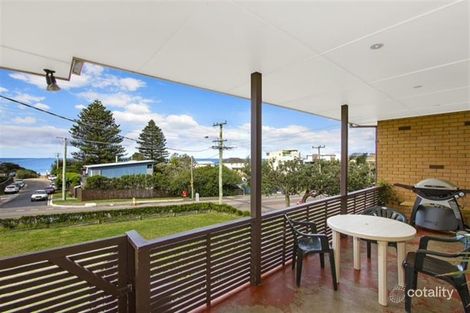 Property photo of 92 Ocean View Drive Wamberal NSW 2260