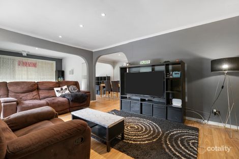 Property photo of 16 Greenock Crescent Wantirna VIC 3152