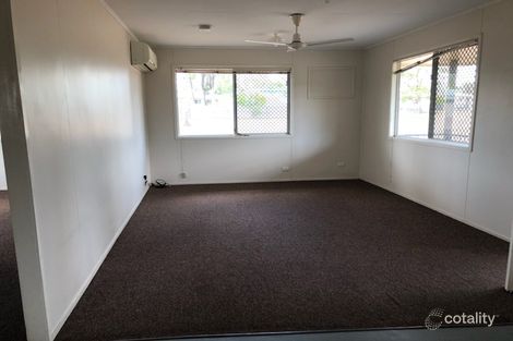 Property photo of 8 Roper Court Dysart QLD 4745
