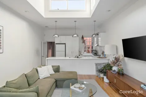 Property photo of 18 St John Street Windsor VIC 3181
