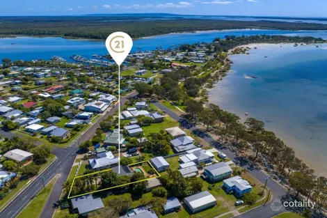 Property photo of 13 Gympie Road Tin Can Bay QLD 4580