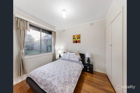 Property photo of 5 Henty Court Croydon VIC 3136