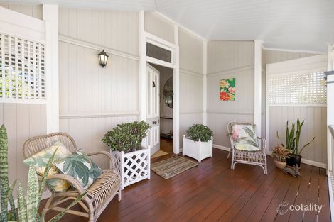 Property photo of 14 Framont Avenue Holland Park QLD 4121
