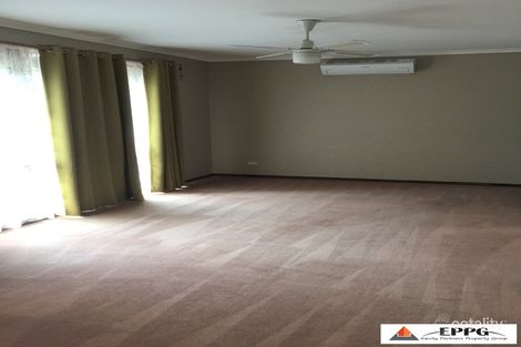 Property photo of 224 James Cook Drive Endeavour Hills VIC 3802