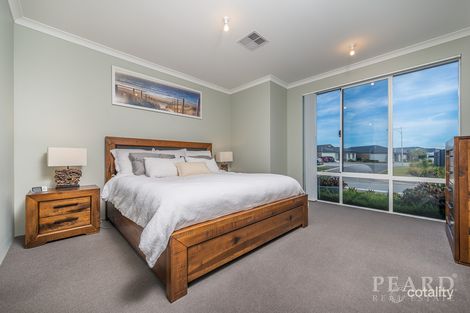 Property photo of 26 Chambered Way Jindalee WA 6036